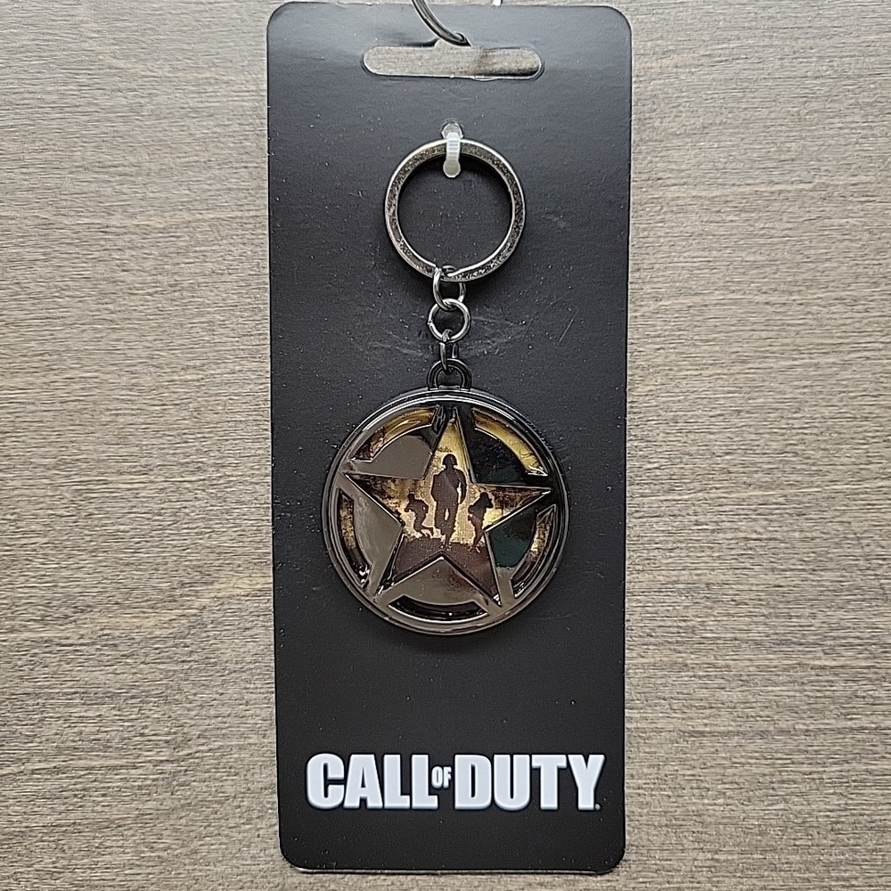 Call of Duty WWII Metal Keychain Key Ring Bioworld CoD World War II Video Game